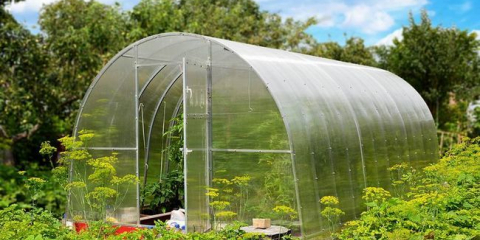 Jak vytvořit skleník z polykarbonátu s vlastními rukama